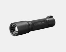 Coast
        
        Flashlight - COAST HP7R Rechargeable Long Distance Focusing 19221